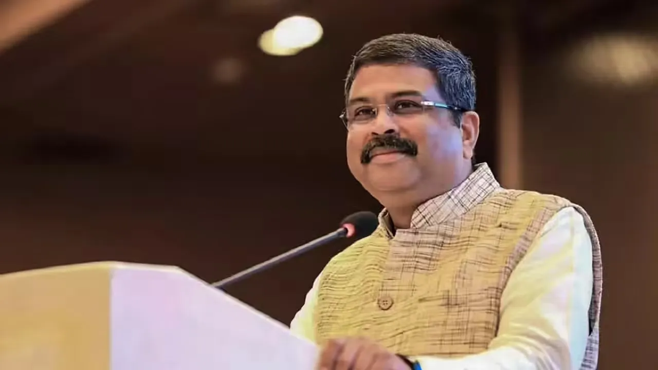 ଓଡ଼ିଶା ଗସ୍ତରେ ଆସିବେ ଧର୍ମେନ୍ଦ୍ର ପ୍ରଧାନ, ସ୍ୱାଗତ ଜଣାଇବା ପାଇଁ ରାଜ୍ୟ ବିଜେପି ପକ୍ଷରୁ ପ୍ରସ୍ତୁତି