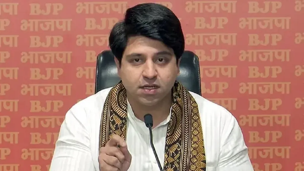 Shehzad poonawala