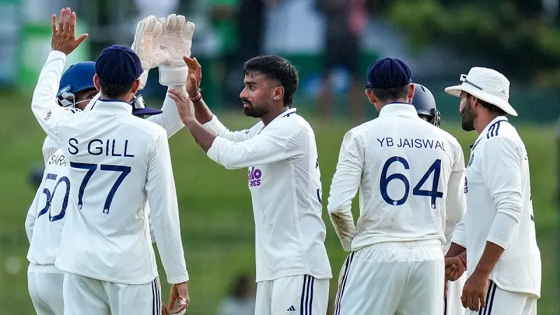 IND vs SL: କଲୋମ୍ବୋରେ ଟିମ୍ ଇଣ୍ଡିଆର ପଲ୍ଲା ଭାରି; ସୋନଲଙ୍କ ସଂଘର୍ଷ ସତ୍ତ୍ୱେ ଫଲୋ-ଅନ୍ ସଙ୍କଟରେ ଶ୍ରୀଲଙ୍କା