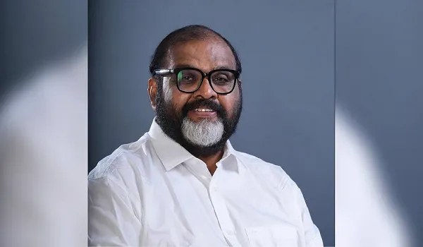'ବସ୍ ଭଡ଼ା ପାଇଁ ଟଙ୍କା ନାହିଁ, କିନ୍ତୁ ପିଲା ପ୍ରାଇଭେଟ୍ ସ୍କୁଲରେ ପଢ଼ୁଛି’, ମହିଳାଙ୍କୁ ନେଇ ମନ୍ତ୍ରୀଙ୍କ ବିବାଦୀୟ ବୟାନ