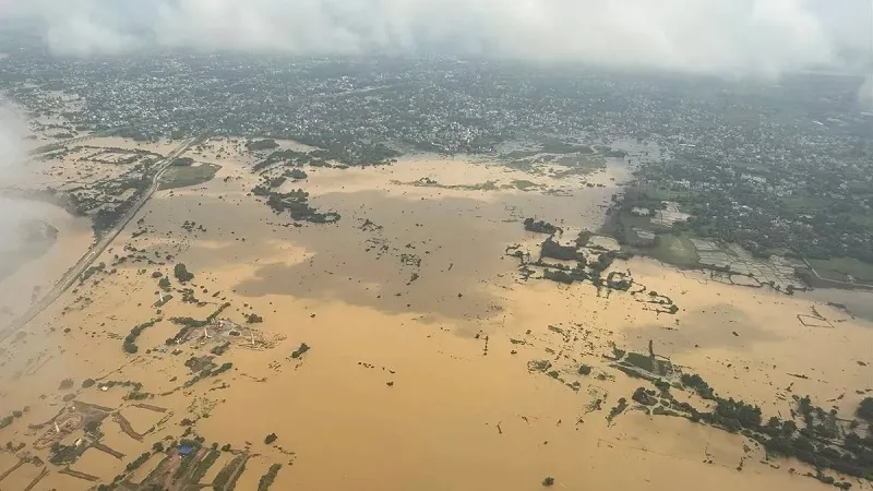 ବନ୍ୟାରେ ୩୫୬୭ ଘର କ୍ଷତିଗ୍ରସ୍ତ, ୩୭,୨୯୭ ହେକ୍ଟର ଜମିରେ ଫସଲ ନଷ୍ଟ; ତିନି ଜିଲ୍ଲାରୁ ଆସିନି କ୍ଷୟକ୍ଷତି ରିପୋର୍ଟ