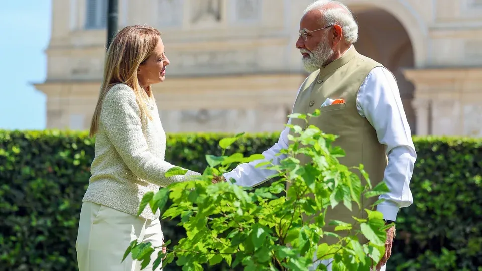 ପ୍ରଧାନମନ୍ତ୍ରୀ ମୋଦୀଙ୍କ ୭୬ତମ ଜନ୍ମଦିନ, ଶୁଭେଚ୍ଛା ଜଣାଇଲେ ମେଲୋନି; କ’ଣ ଲେଖିଛନ୍ତି ଦେଖନ୍ତୁ...