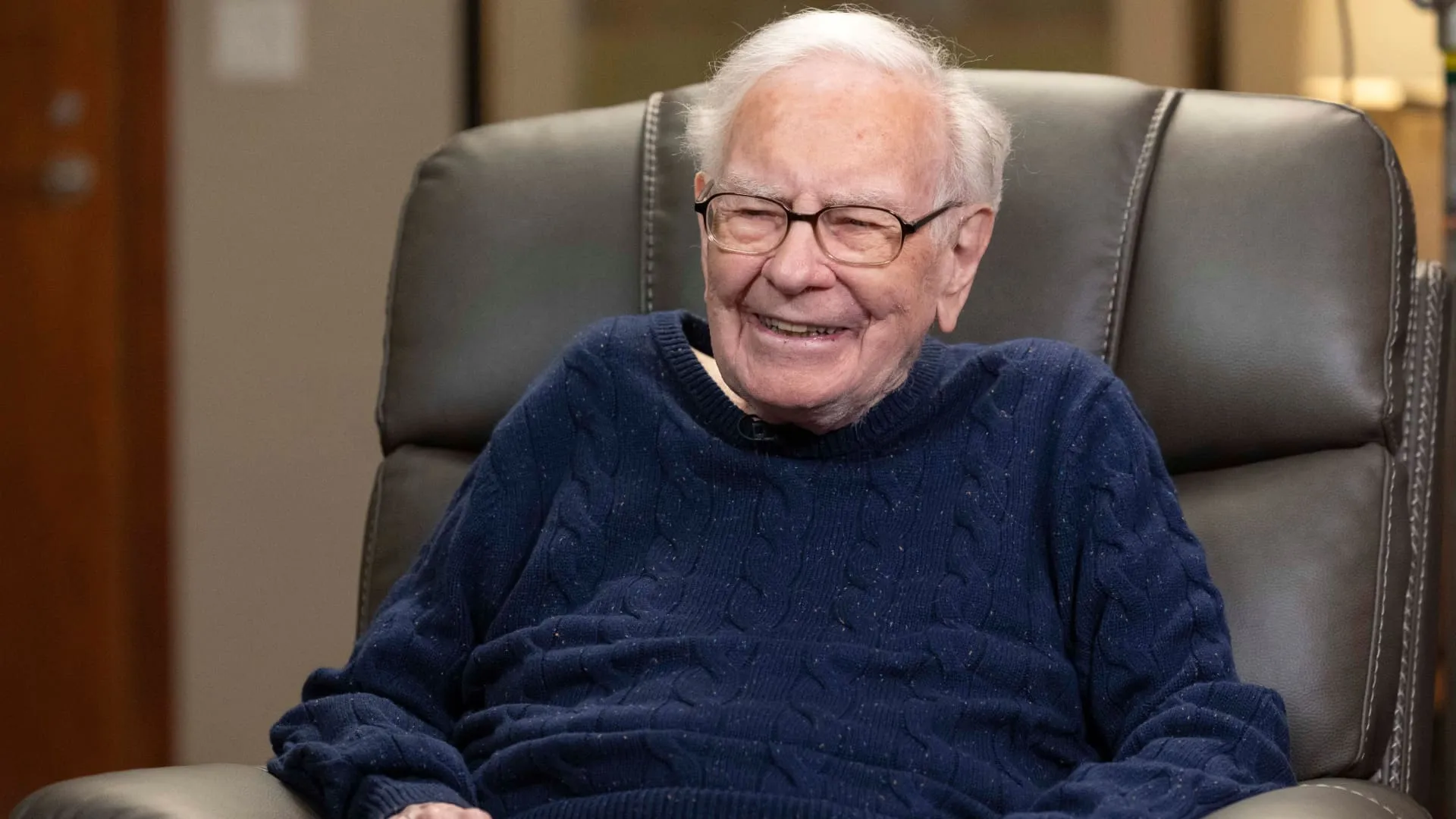 ଏକ ସ୍ୱର୍ଣ୍ଣିମ ଯୁଗର ଅନ୍ତ: ‘Berkshire Hathaway’ ଅଧ୍ୟକ୍ଷ ପଦ ଛାଡ଼ିଲେ ୱାରେନ୍ ବଫେଟ୍
