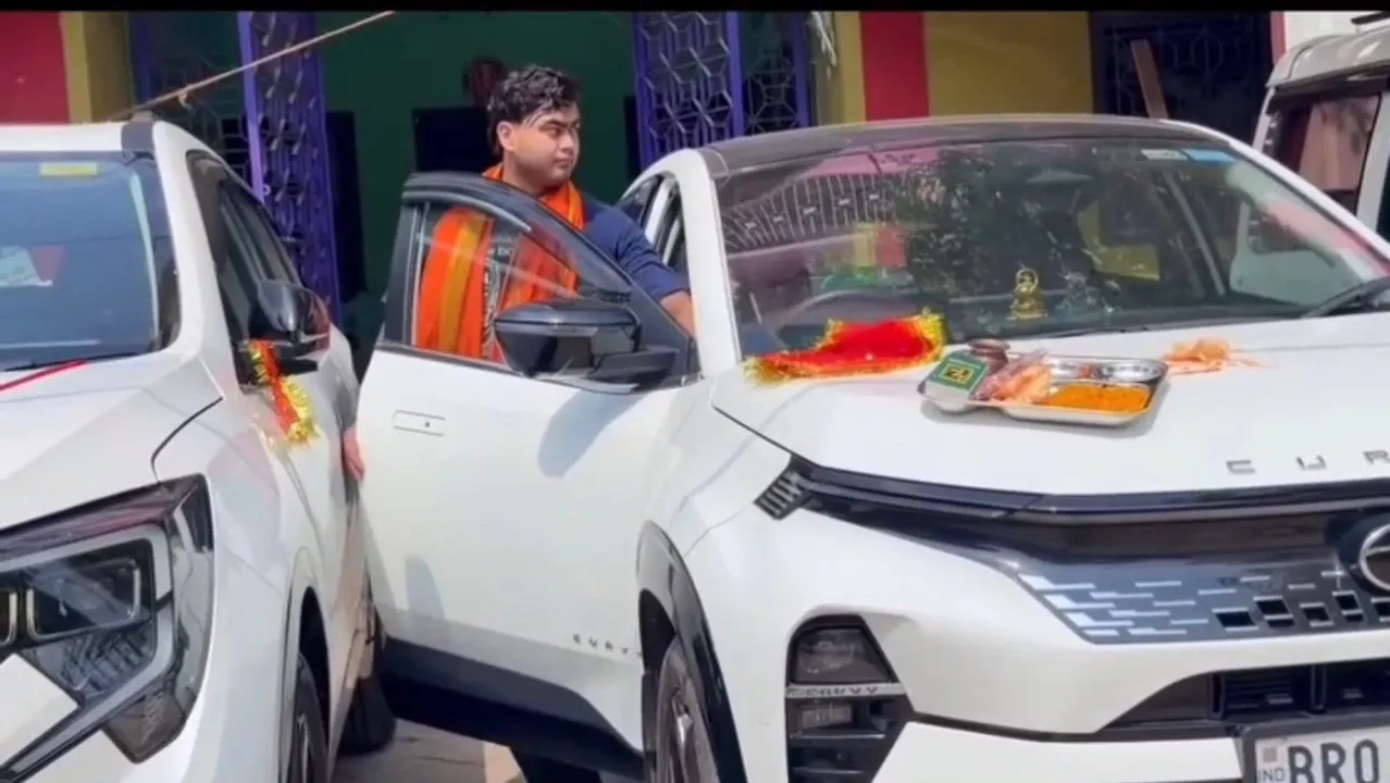ଫର୍ଚ୍ୟୁନରରୁ ନେଇ କର୍ଭ ଏବଂ ସ୍କର୍ପିଓ...ବୈଭବଙ୍କ ଘର ଆଗରେ ଲାଗିଲା ଦାମୀ ଗାଡିର ଲାଇନ୍