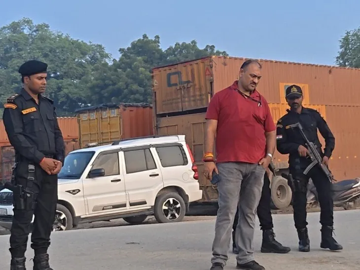 Naxal commander killed: ନକ୍ସଲ କମାଣ୍ଡର ବ୍ରିଜେଶ ସିଂହ ଏନକାଉଣ୍ଟରରେ ନିହତ, ମୁଣ୍ଡ ଉପରେ ଥିଲା ୩୦ ଲକ୍ଷର ପୁରସ୍କାର