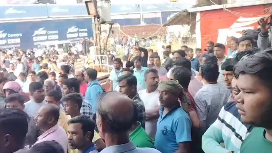ଯାଜପୁର ଗୁଳିମାଡ଼ ଘଟଣା: ମୃତ୍ୟୁ ସଂଖ୍ୟା ୨କୁ ବୃଦ୍ଧି, ଦୁର୍ବୃତ୍ତଙ୍କୁ କାବୁ କରି ନିର୍ଦ୍ଧୁମ ପିଟିଲେ ସ୍ଥାନୀୟ ଲୋକେ
