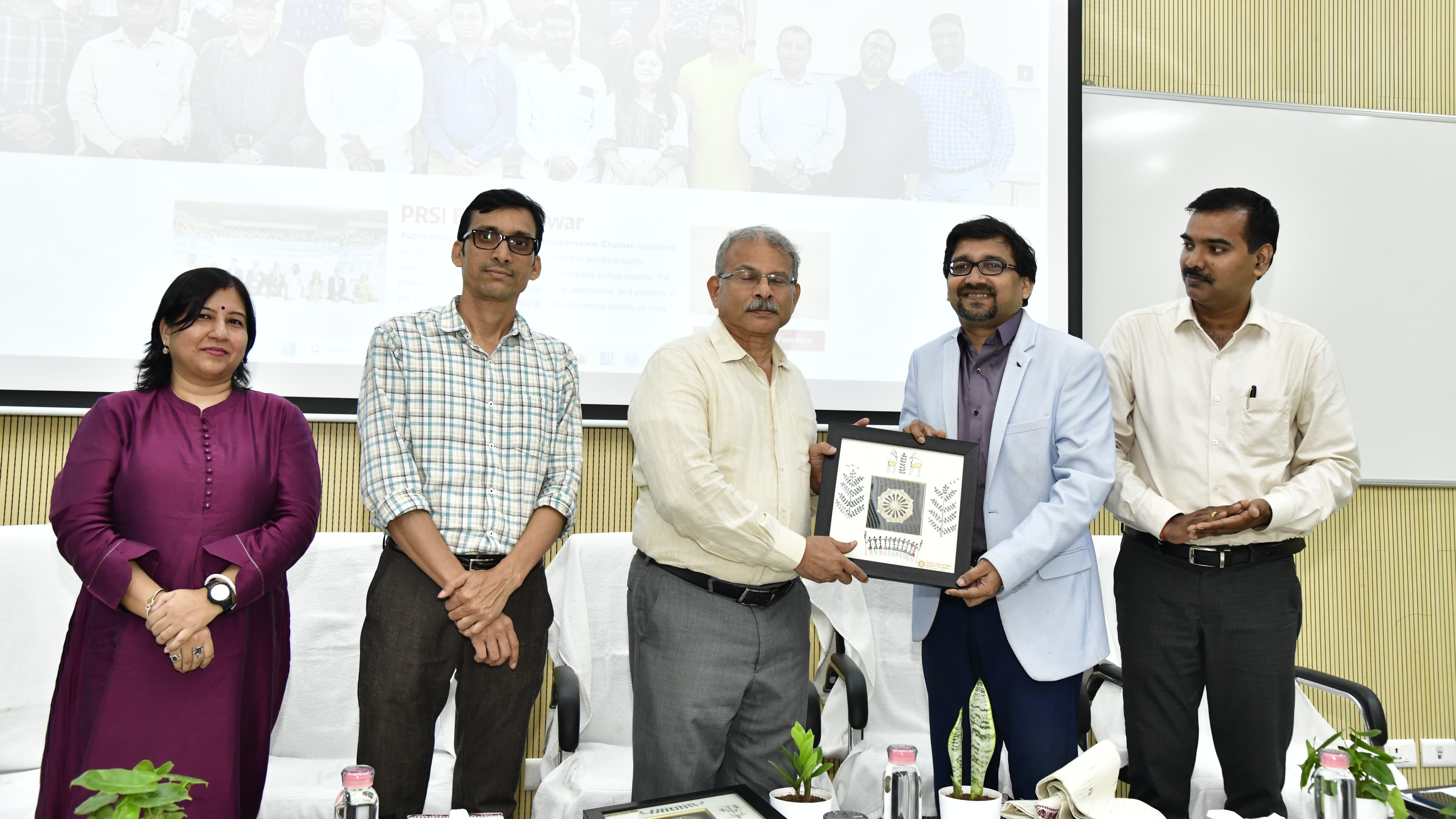 IIT ଭୁବନେଶ୍ୱରରେ ଜାତୀୟ ଜନସମ୍ପର୍କ ଦିବସ ୨୦୨୫ ପାଳିତ, କୃତ୍ରିମ ବୁଦ୍ଧିମତାର ଦାୟିତ୍ୱପୂର୍ଣ୍ଣ ବ୍ୟବହାରରେ ଜନସମ୍ପର୍କର ଭୂମିକା ଉପରେ ଆଲୋଚନା