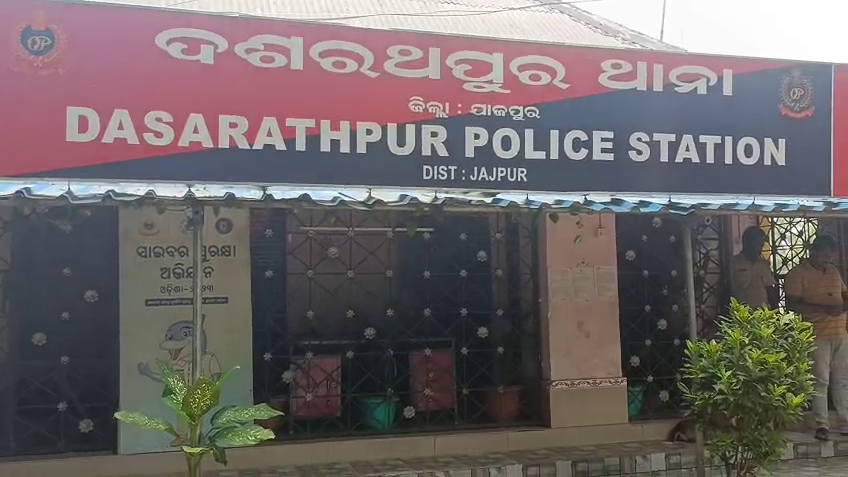 ଯାଜପୁରରେ ଯୁବତୀଙ୍କ ସହ ଅସଦାଚରଣ, ସାଙ୍ଗ ବାପାଙ୍କ ଶ୍ରାଦ୍ଧ ପାଇଁ ଆସିଥିଲେ ଦିଲ୍ଲୀରୁ